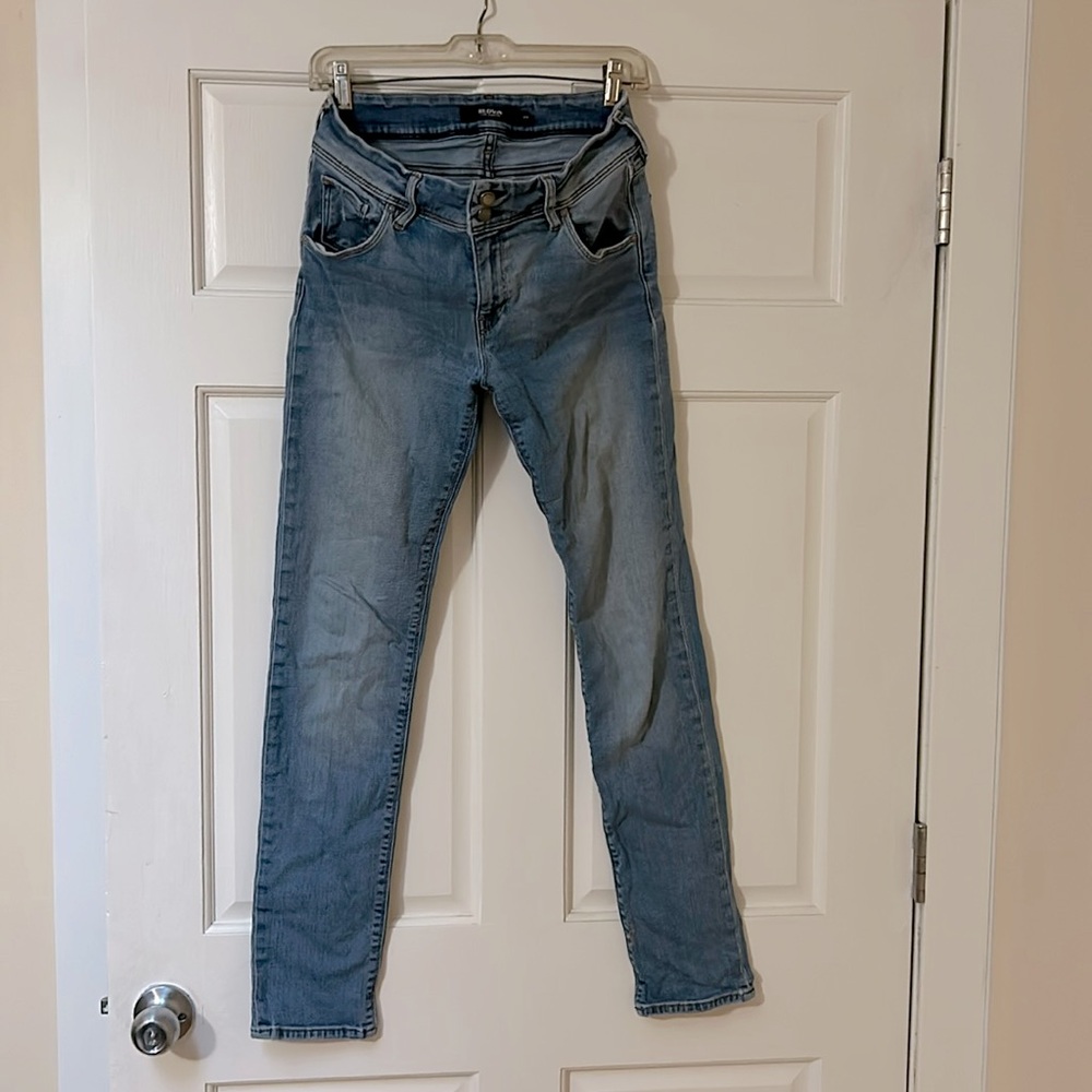 Hudson jeans size 29 “Colin “